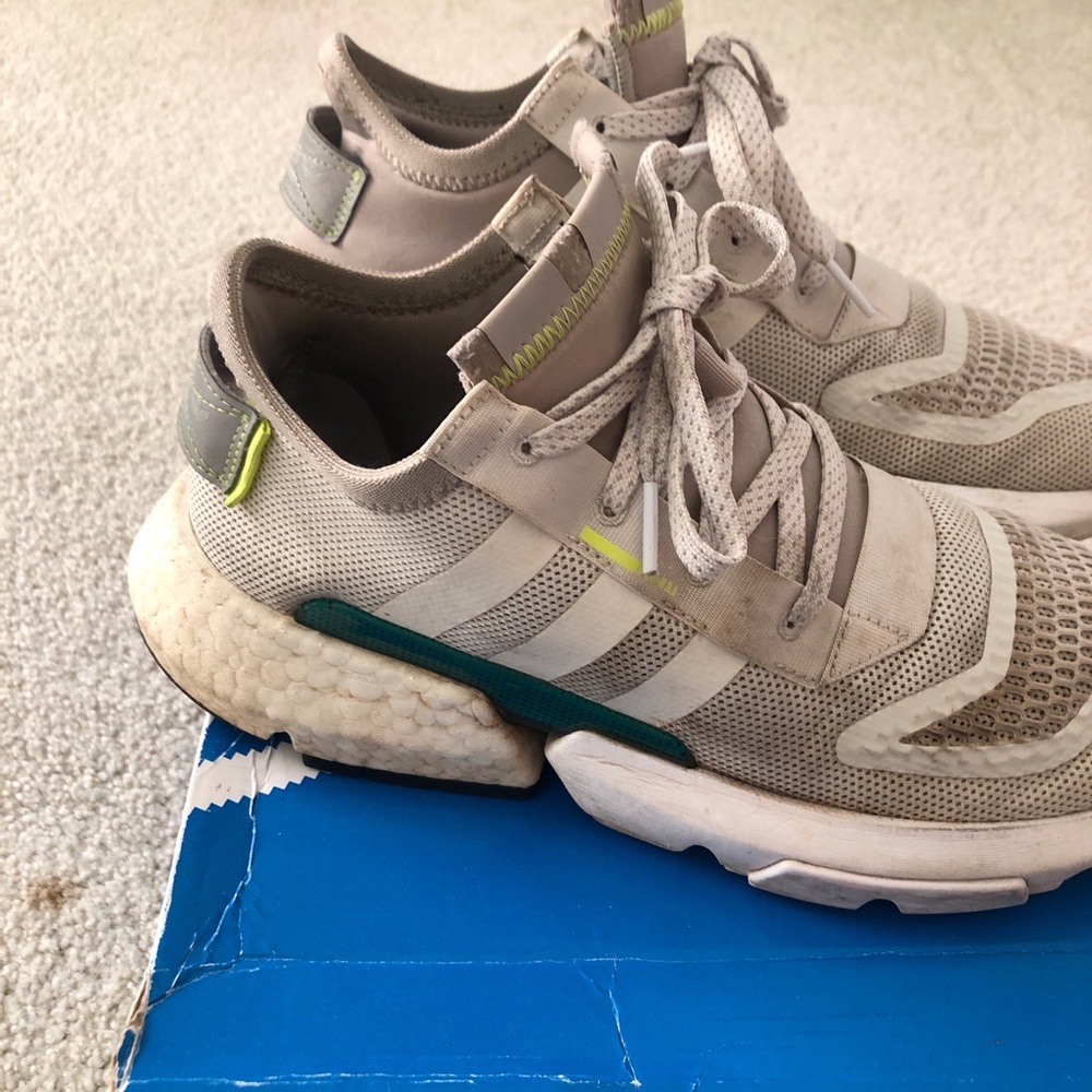 adidas Women’s Light Taupe Sneakers with Green & Neon Accents size 10.5 POD-53.1